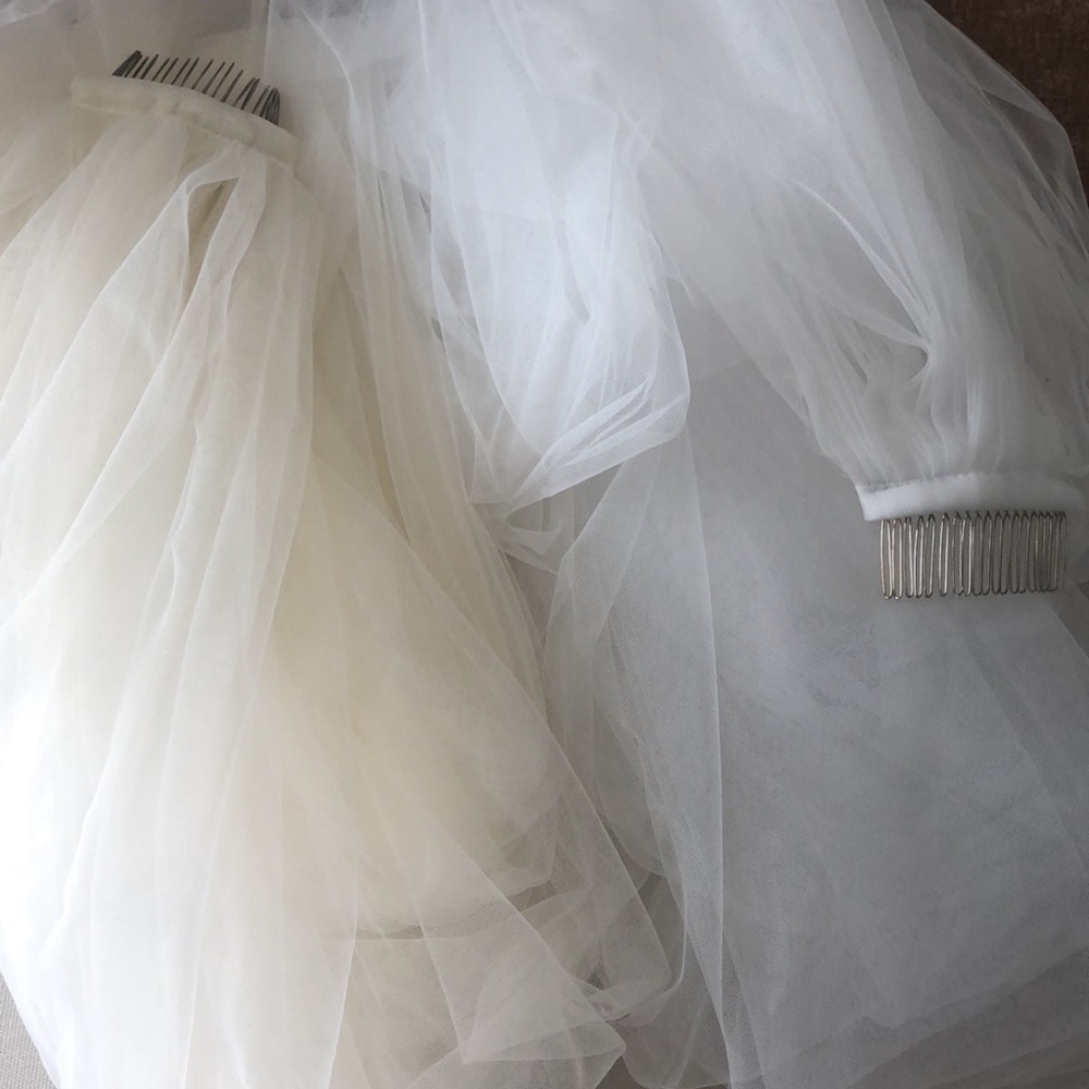 Elegant Bridal Veil Set - White and Cream